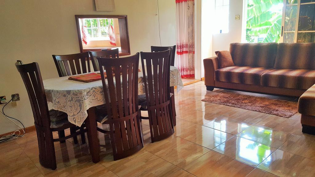 Apartament Hibiscus House Seychelles Self Catering Victoria Zewnętrze zdjęcie