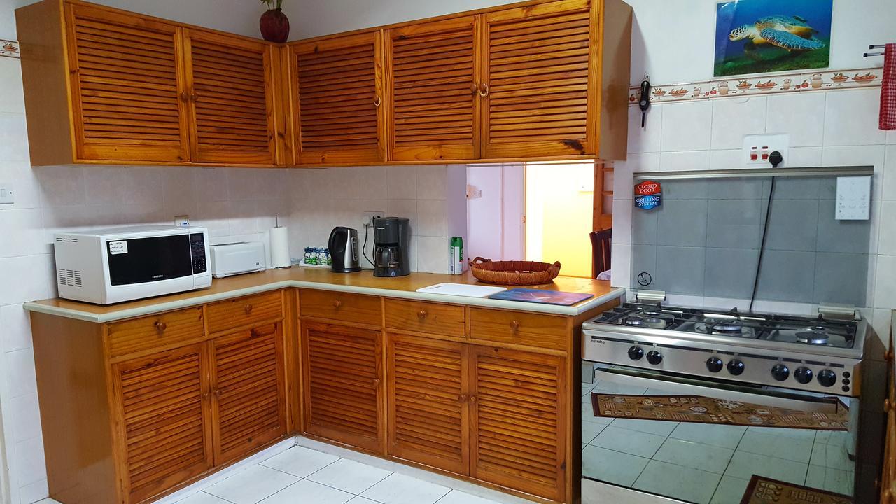 Apartament Hibiscus House Seychelles Self Catering Victoria Zewnętrze zdjęcie